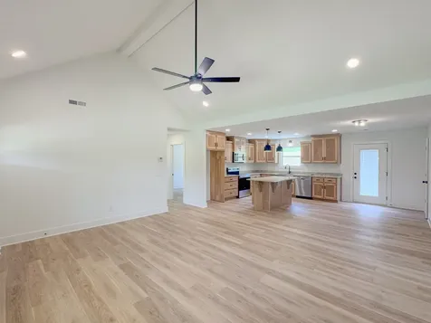1790 Hawkins Branch Road Bethpage TN 37022