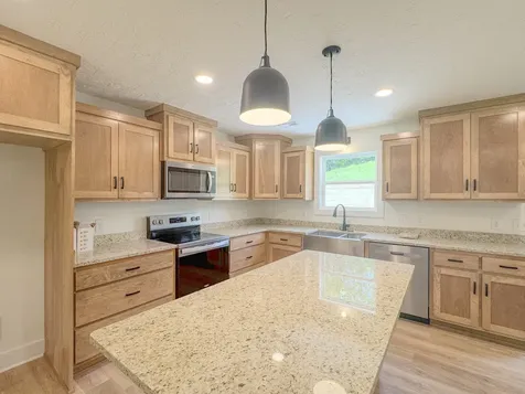 1790 Hawkins Branch Road Bethpage TN 37022