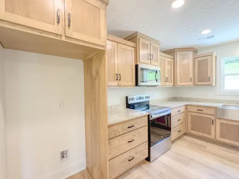 1790 Hawkins Branch Road Bethpage TN 37022