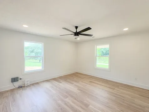 1790 Hawkins Branch Road Bethpage TN 37022