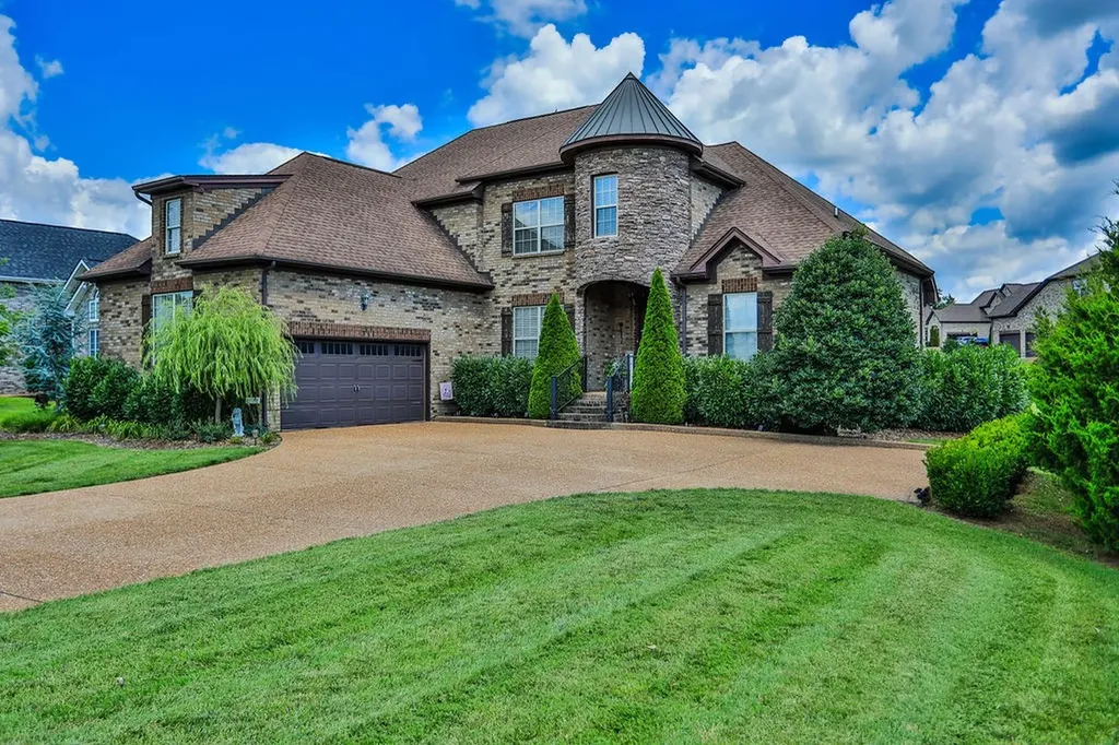112 Myrtlewood Lane Hendersonville TN 37075