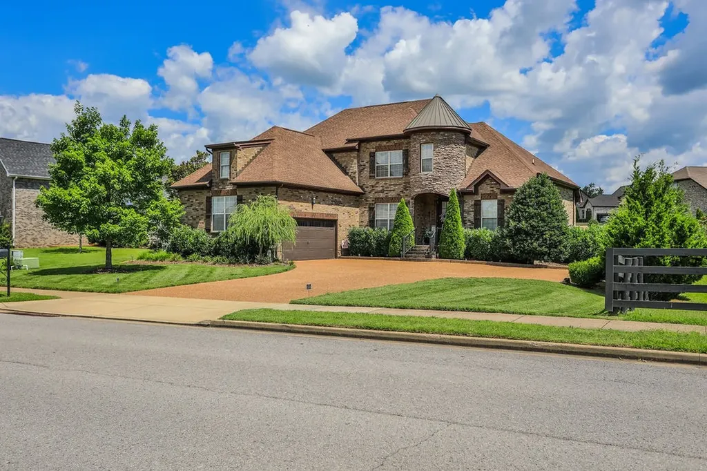 112 Myrtlewood Lane Hendersonville TN 37075