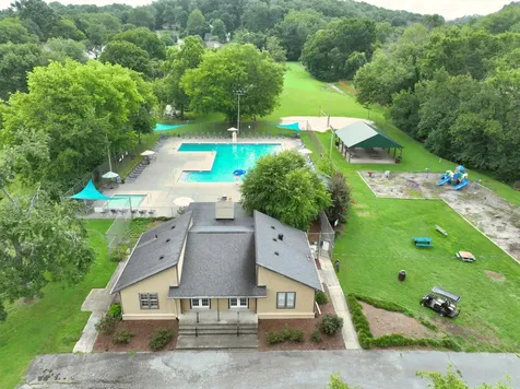 1421 Forest Side Court Nashville TN 37221