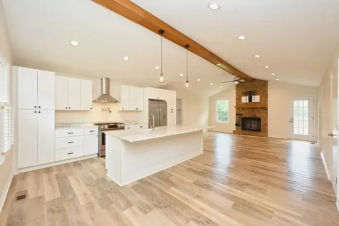 1421 Forest Side Court Nashville TN 37221