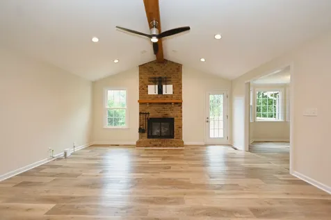 1421 Forest Side Court Nashville TN 37221
