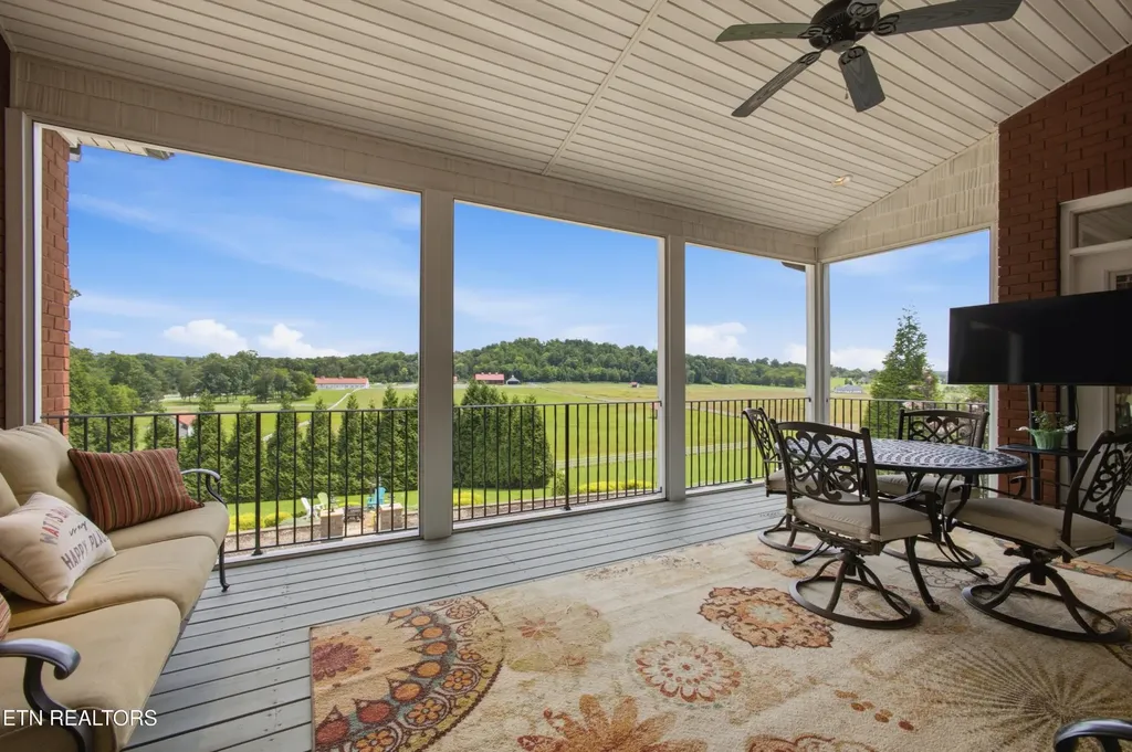225 W Shore Drive Rockwood TN 37854