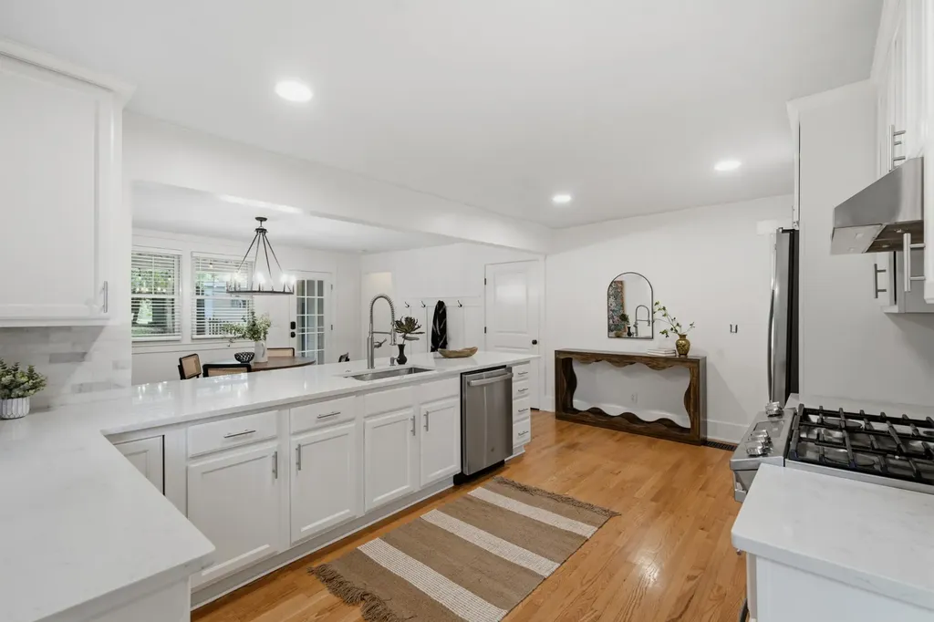 1212 Stratford Avenue Nashville TN 37216