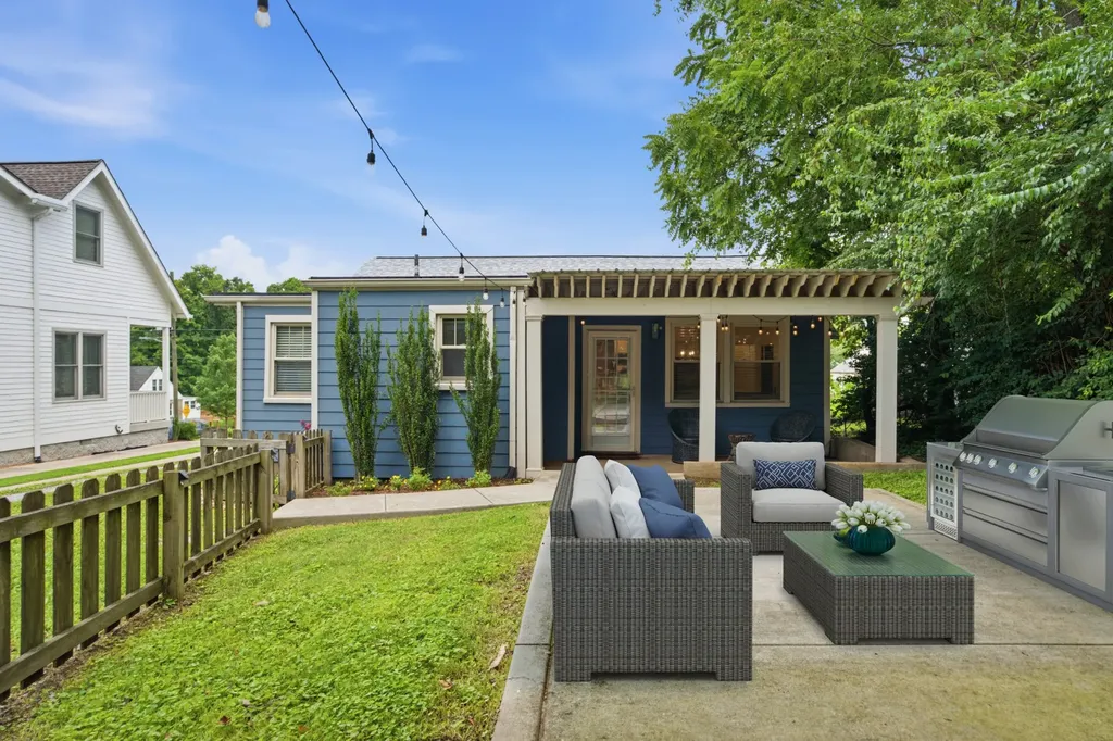 1212 Stratford Avenue Nashville TN 37216