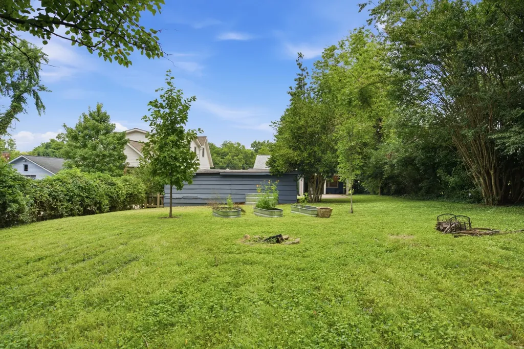 1212 Stratford Avenue Nashville TN 37216