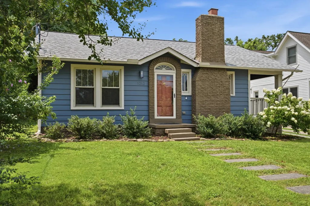 1212 Stratford Avenue Nashville TN 37216