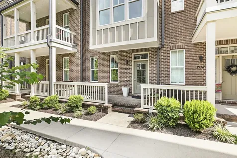 207 Porter Village Circle Nashville TN 37206