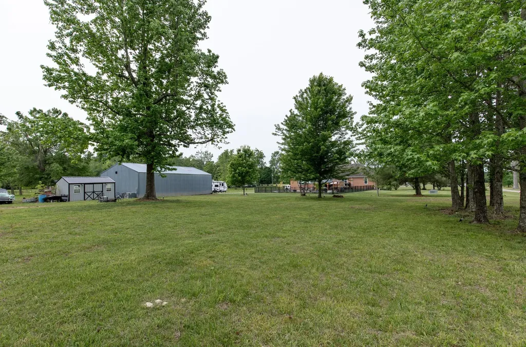 3030 Highway 25w Cottontown TN 37048