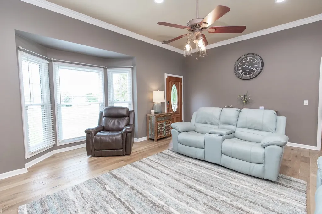 3030 Highway 25w Cottontown TN 37048
