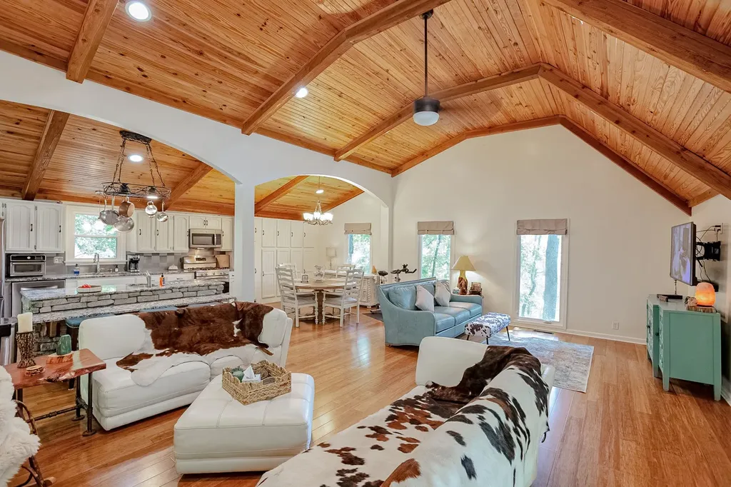 105 Nathan Forest Court Hendersonville TN 37075
