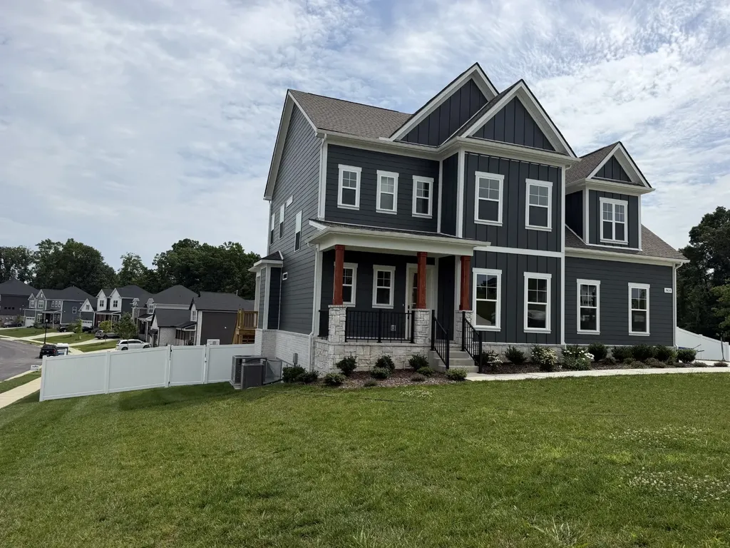7428 Twill Heights Loop Fairview TN 37062