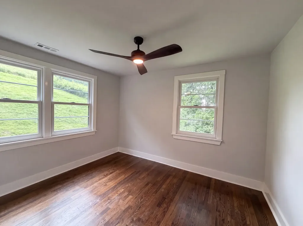 6112 Pinehurst Drive Nashville TN 37215