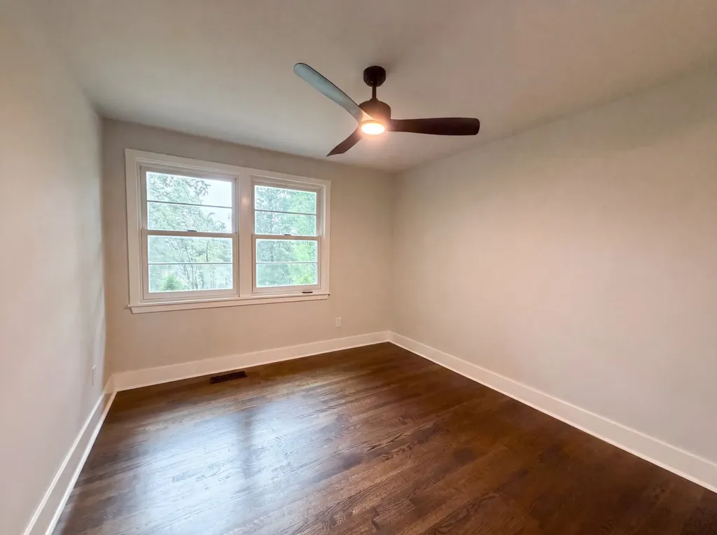 6112 Pinehurst Drive Nashville TN 37215