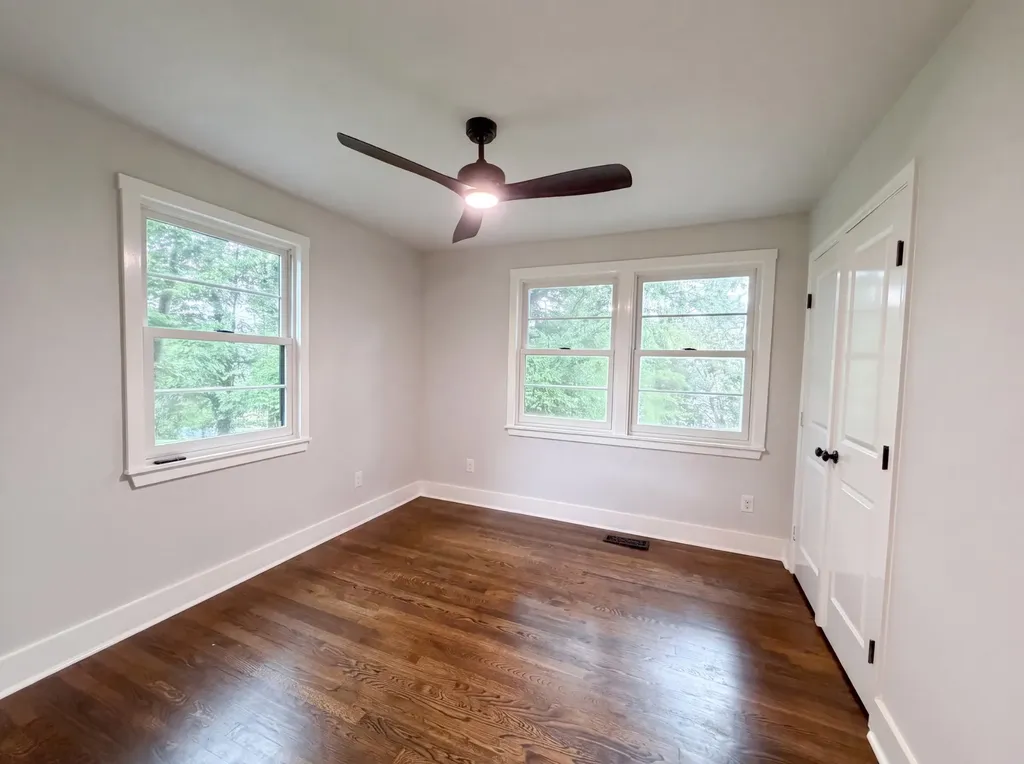 6112 Pinehurst Drive Nashville TN 37215