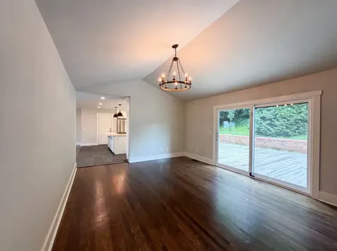 6112 Pinehurst Drive Nashville TN 37215