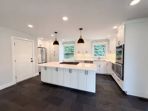 6112 Pinehurst Drive Nashville TN 37215