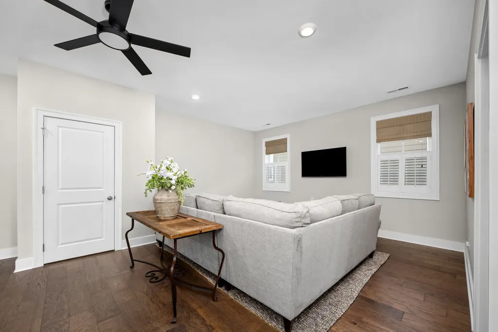 5711 Heirloom Drive Murfreesboro TN 37129