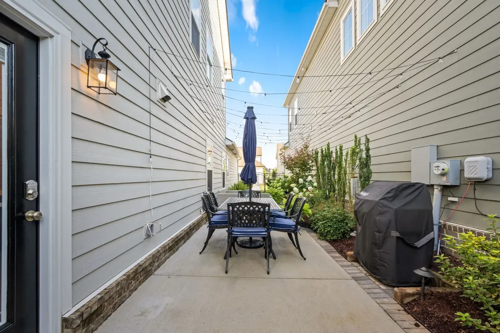 5711 Heirloom Drive Murfreesboro TN 37129
