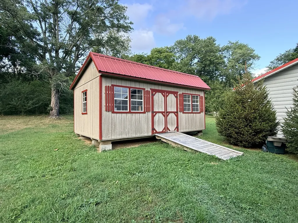 129 Martin Drive Liberty TN 37095