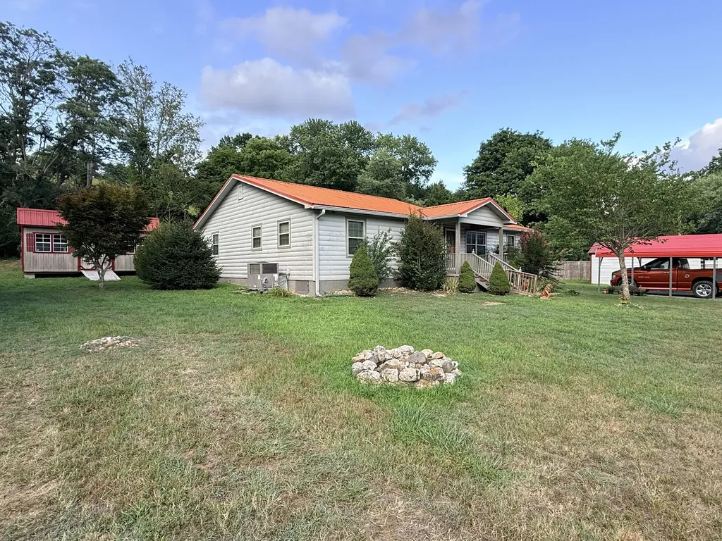 129 Martin Drive Liberty TN 37095
