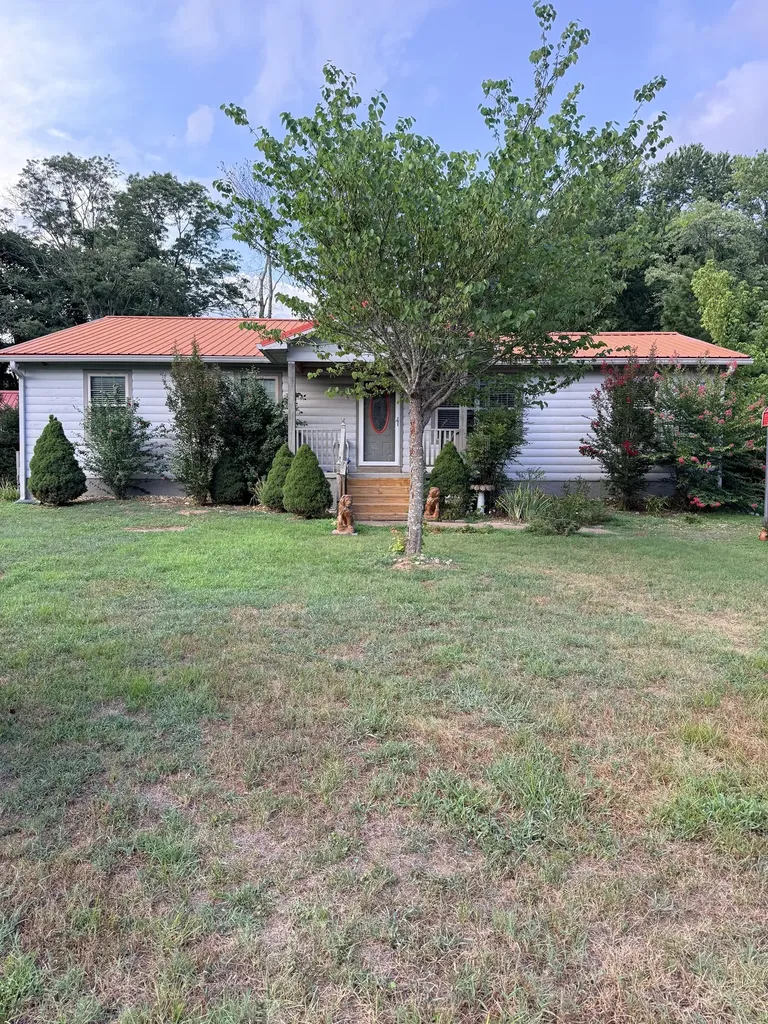 129 Martin Drive Liberty TN 37095