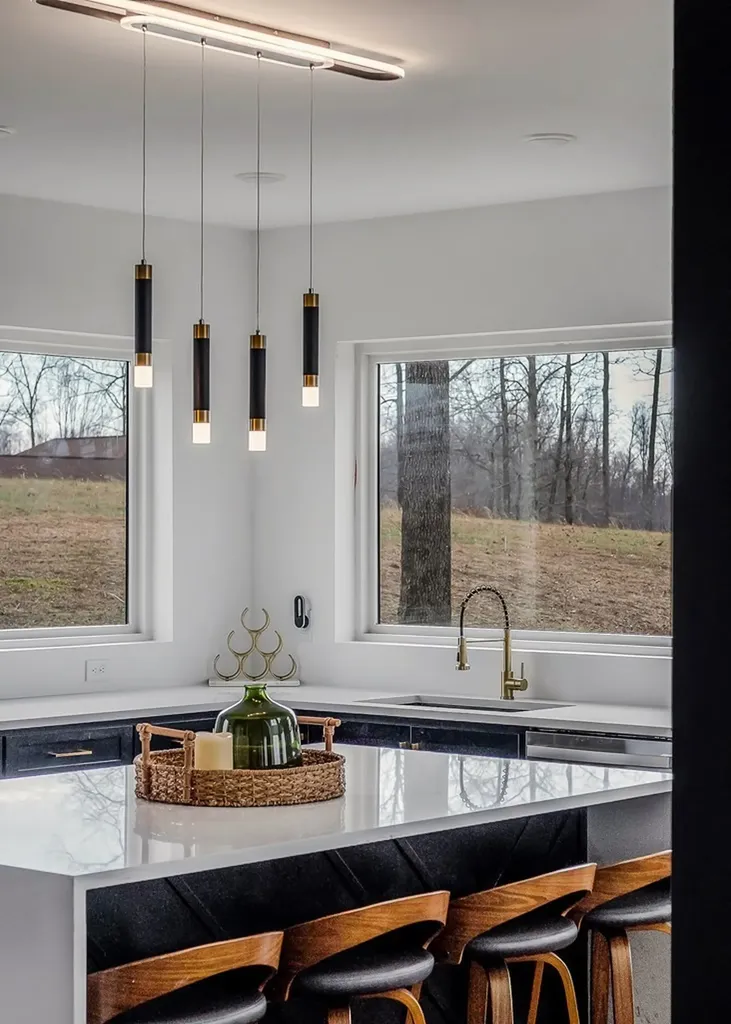1171 Hutchins Bend Road, W Sparta TN 38583