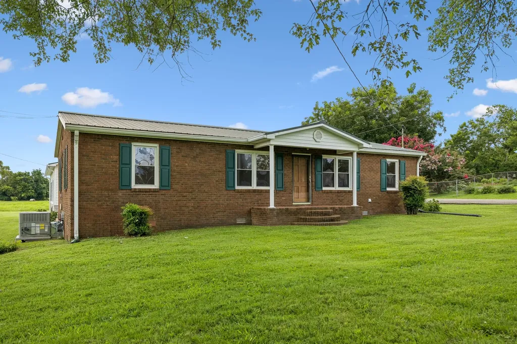 861 Fox Lane Lewisburg TN 37091