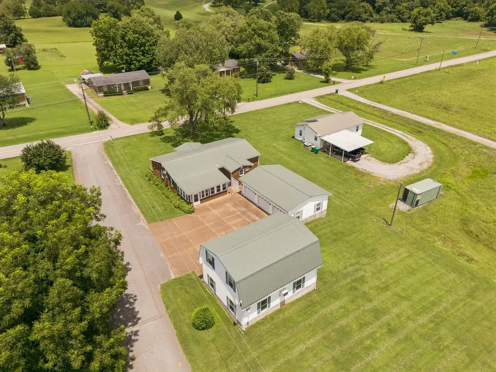 861 Fox Lane Lewisburg TN 37091