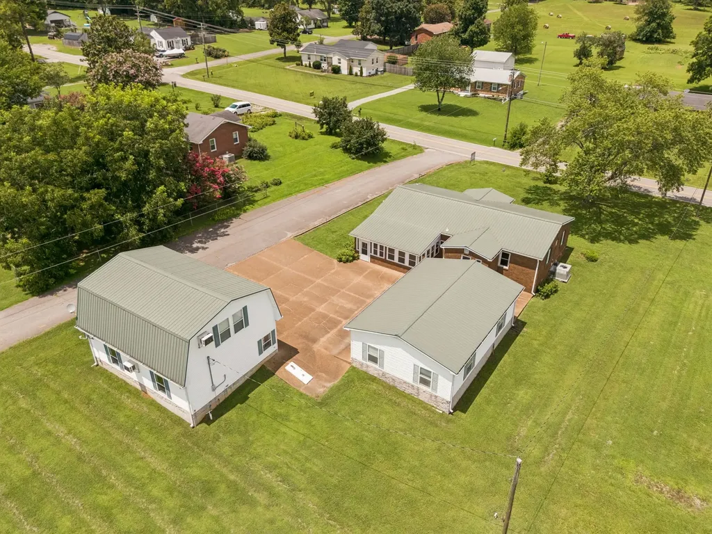 861 Fox Lane Lewisburg TN 37091