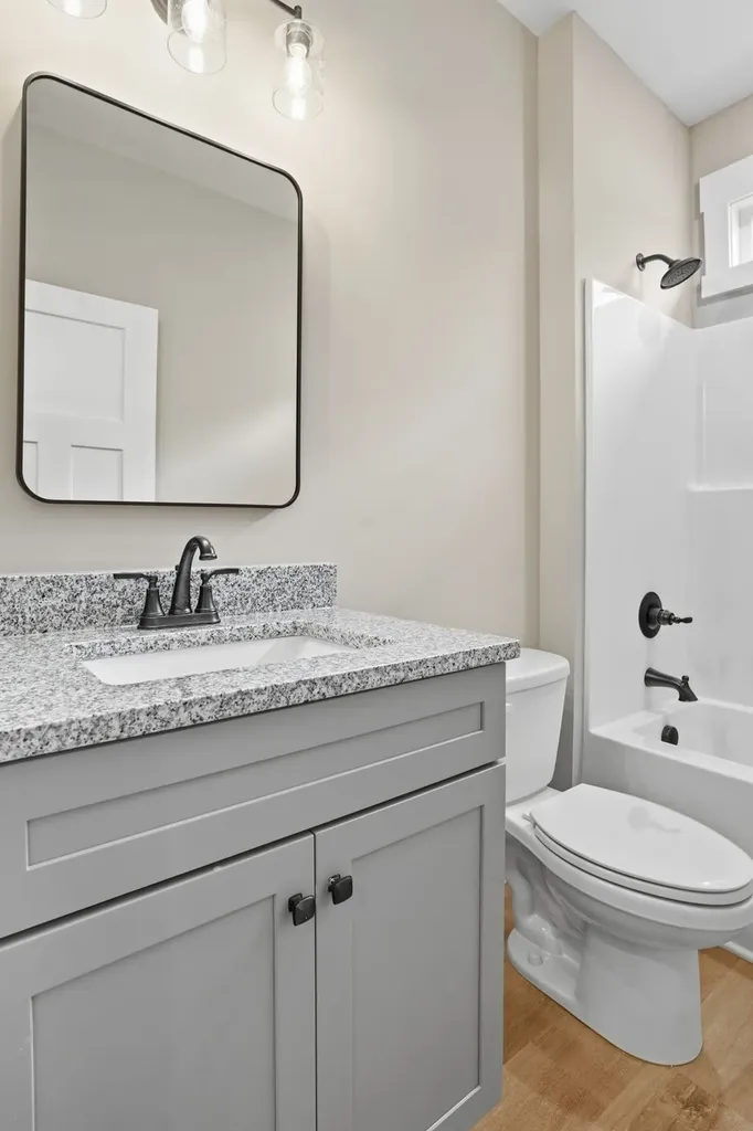 164 North Side Landing Smithville TN 37166