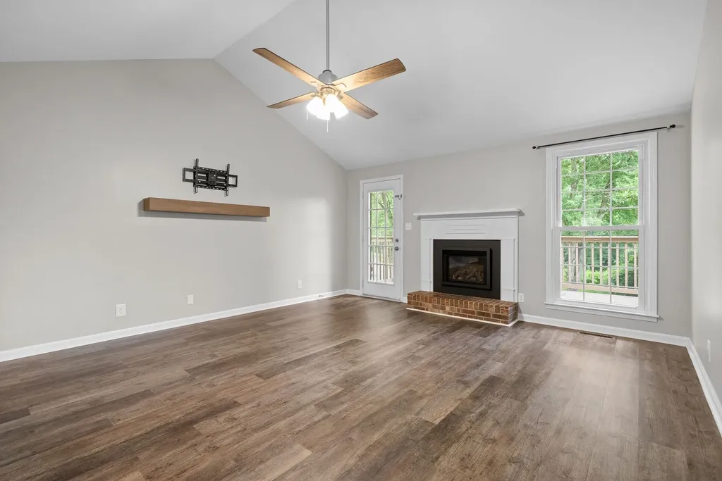 3066 Woody Lane Clarksville TN 37043