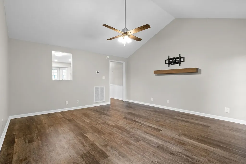 3066 Woody Lane Clarksville TN 37043