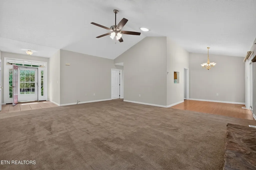 154 Glenwood Drive Crossville TN 38558