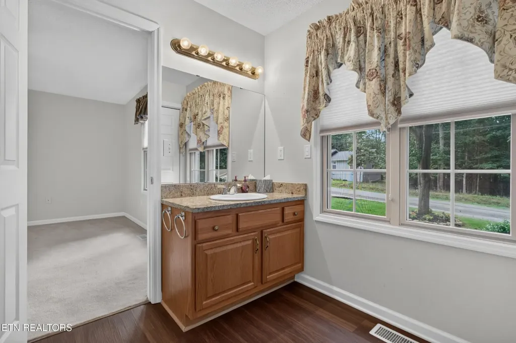 154 Glenwood Drive Crossville TN 38558