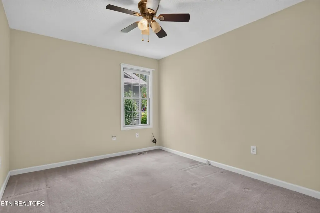 154 Glenwood Drive Crossville TN 38558