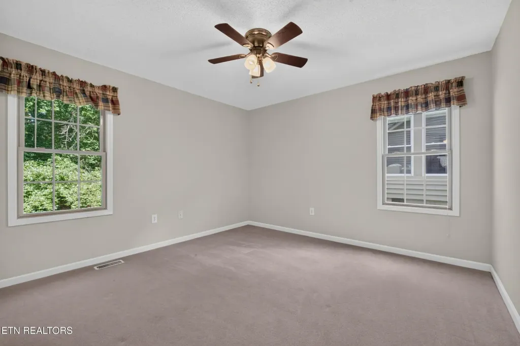 154 Glenwood Drive Crossville TN 38558