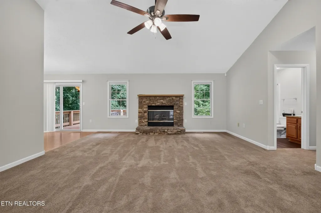 154 Glenwood Drive Crossville TN 38558