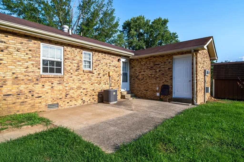 1184 Meadowview Drive Gallatin TN 37066