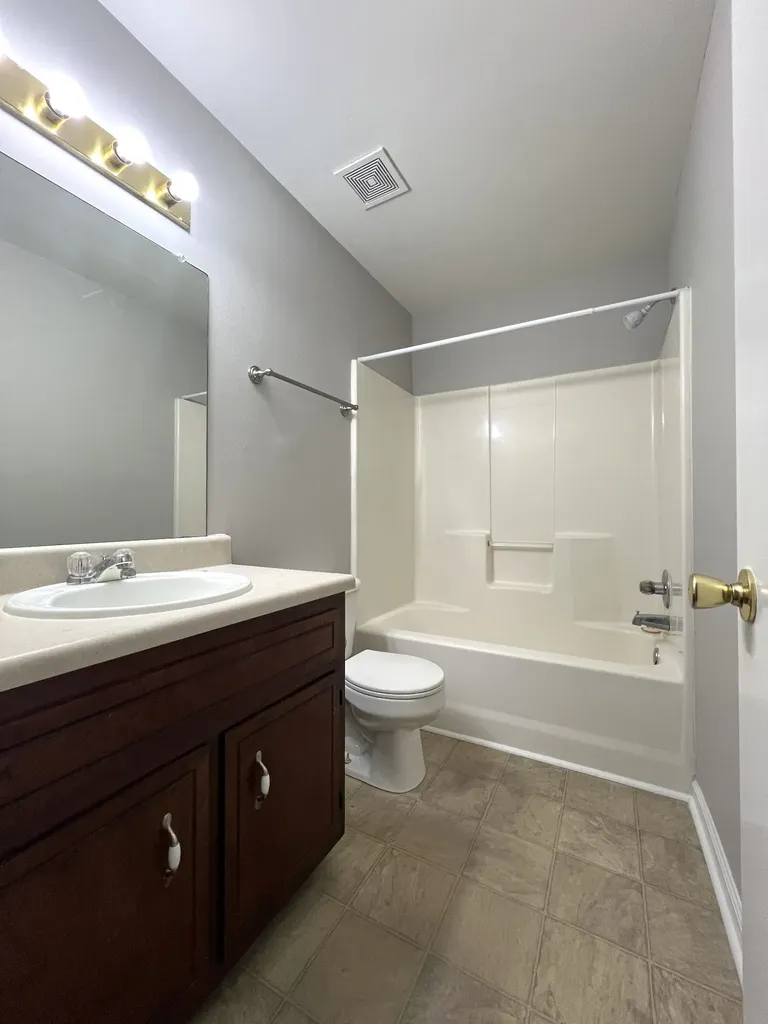 2404 N Ford Street Clarksville TN 37042