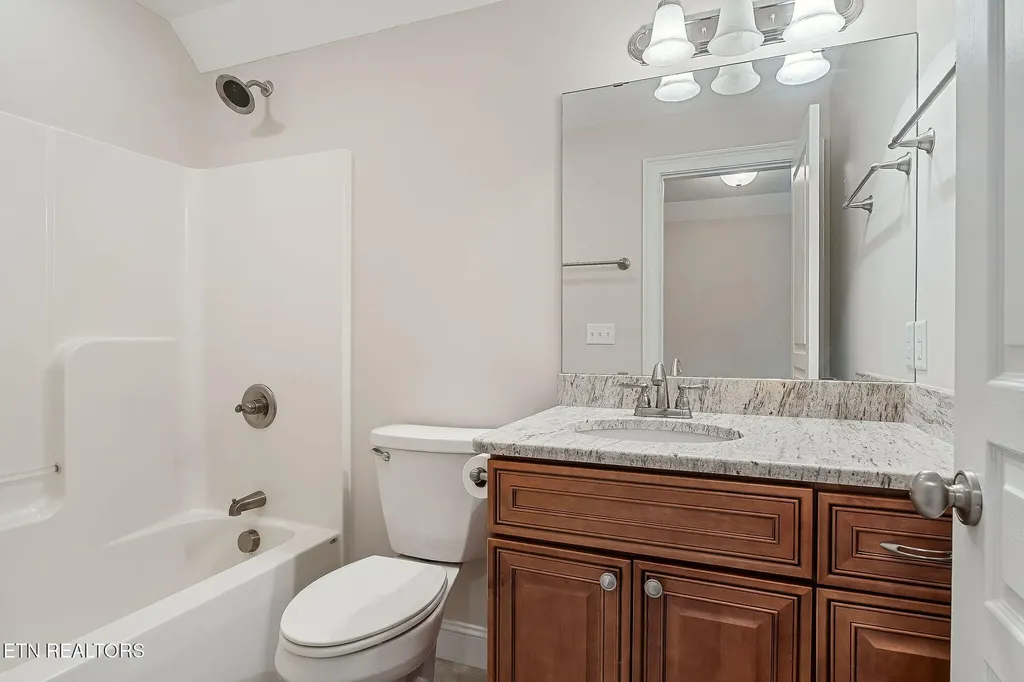 160 Genesis Avenue Crossville TN 38571
