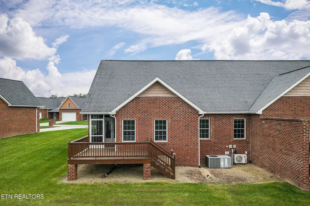 160 Genesis Avenue Crossville TN 38571