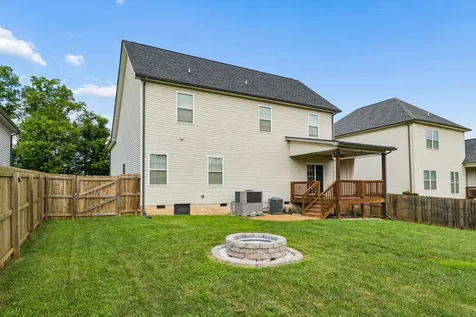 1013 Harrison Way Clarksville TN 37042