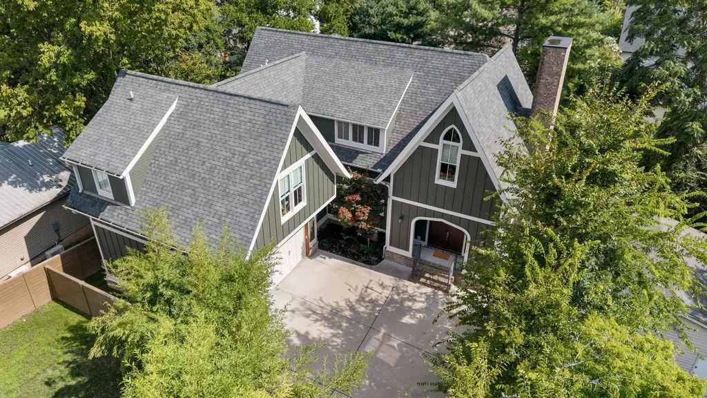 1422 Clifton Lane Nashville TN 37215