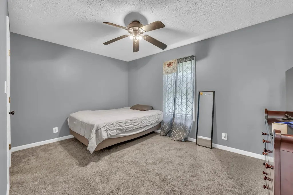 3481 Sandpiper Drive Clarksville TN 37042