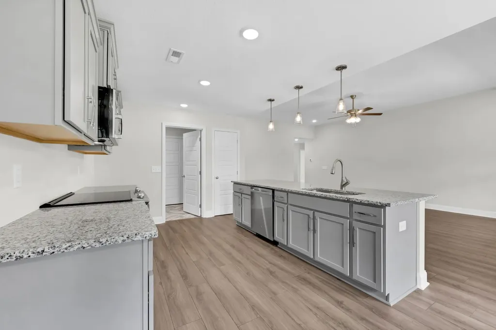 2736 Brewster Drive Clarksville TN 37042