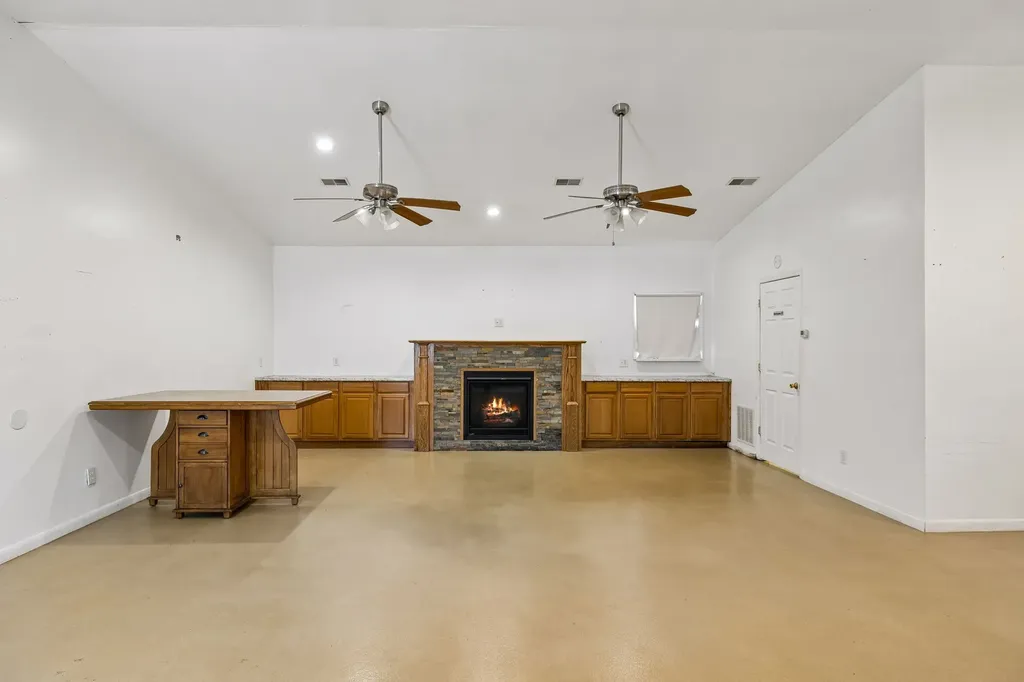 1041 Forest Harbor Drive Hendersonville TN 37075